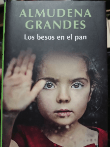 Los besos en el pan