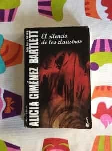 El silencio de los claustros