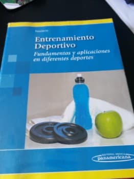 Entrenamiento deportivo : fundamentos y aplicaciones en diferentes deportes