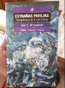 Extranas Parejas