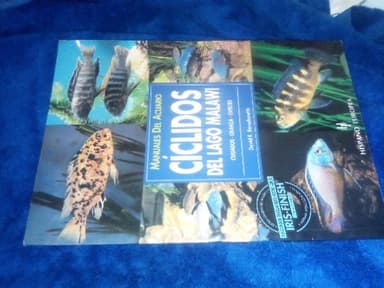 Ciclidos Del Lago Malawi (Manuales Del Acuario.)