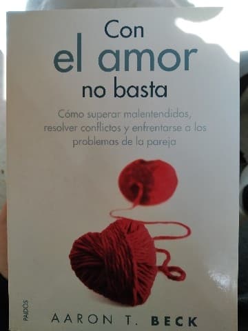 Con el amor no basta