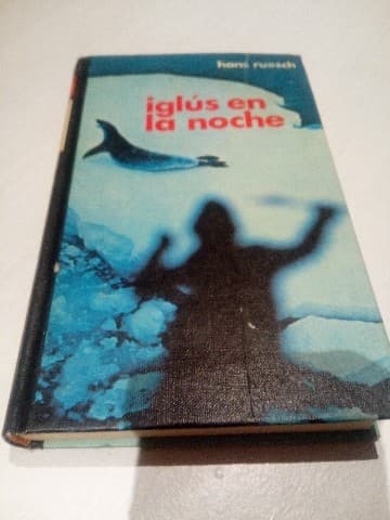 Iglús en la noche