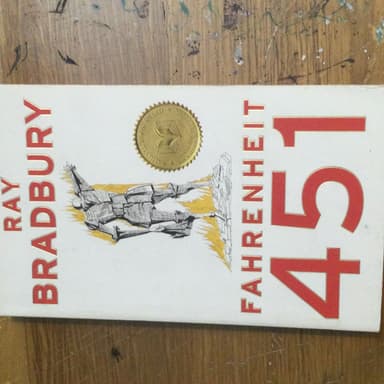 Fahrenheit 451: A Novel
