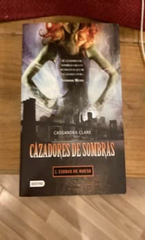 Cazadores de sombras