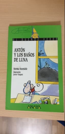Anton y los baños de luna/ Anton and the Moontan (El Dunde Verde/ the Green Elf)