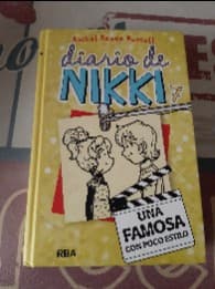 Diario de Nikki 7: Una famosa con poco estilo