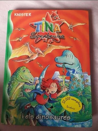 Tina super bruixa i els dinosaures