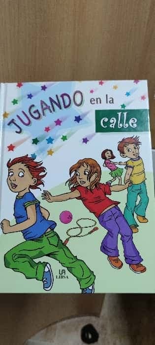 Jugando En La Calle/Playing in the Street (A Jugar / Play)