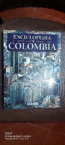 Enciclopedia De Colombia (Encyclopedias of Latin American Nations)