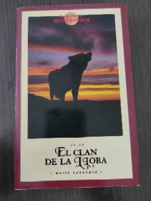 EL CLAN DE LA LLOBA (EDICIÓN BOLSILLO)
