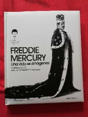 Freddie Mercury: una vida en imágenes