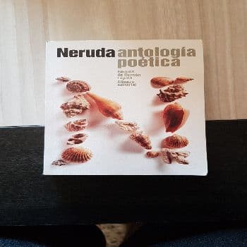 Neruda: Antología poética