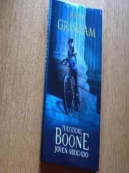Theodore Boone : joven abogado