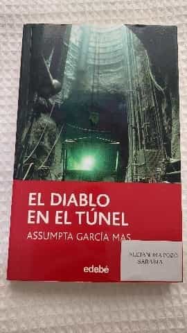El Diablo en el TunelThe Devil in the Tunnel (PeriscopioPeriscope)